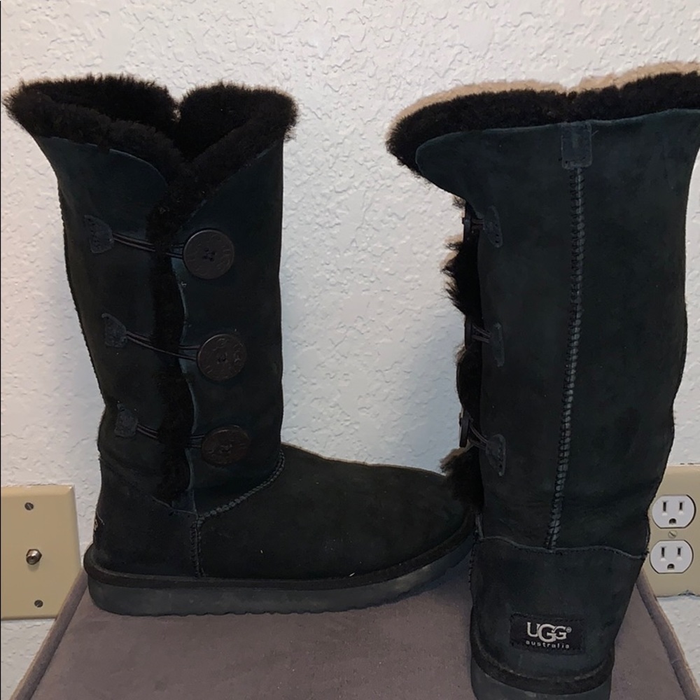 Black Ugg’s